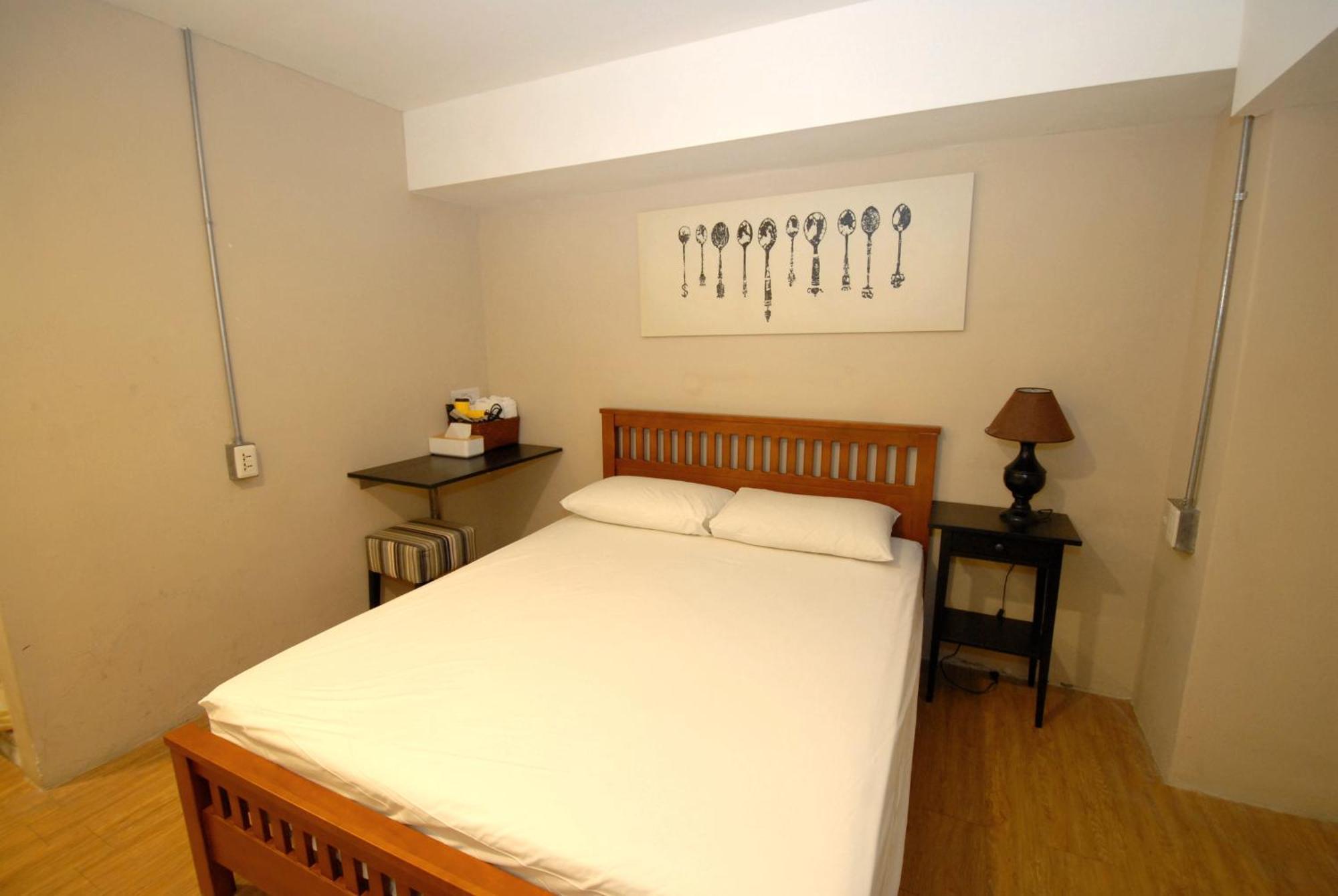 Mr. Lobster'S Secret Den Design Hostel Тайпей Екстериор снимка