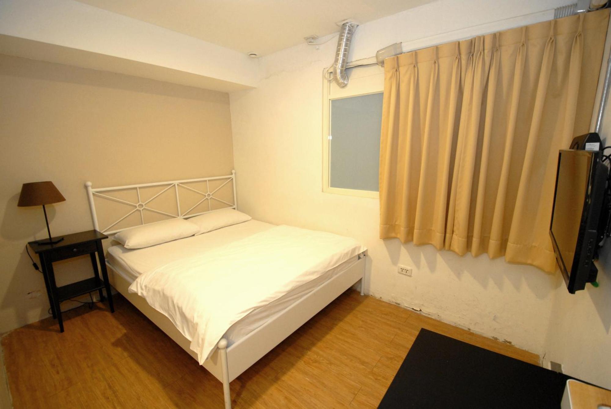 Mr. Lobster'S Secret Den Design Hostel Тайпей Стая снимка